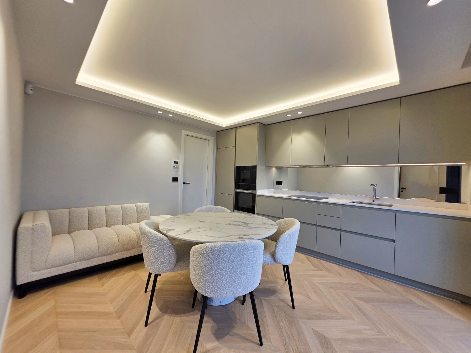 placeholder image sq