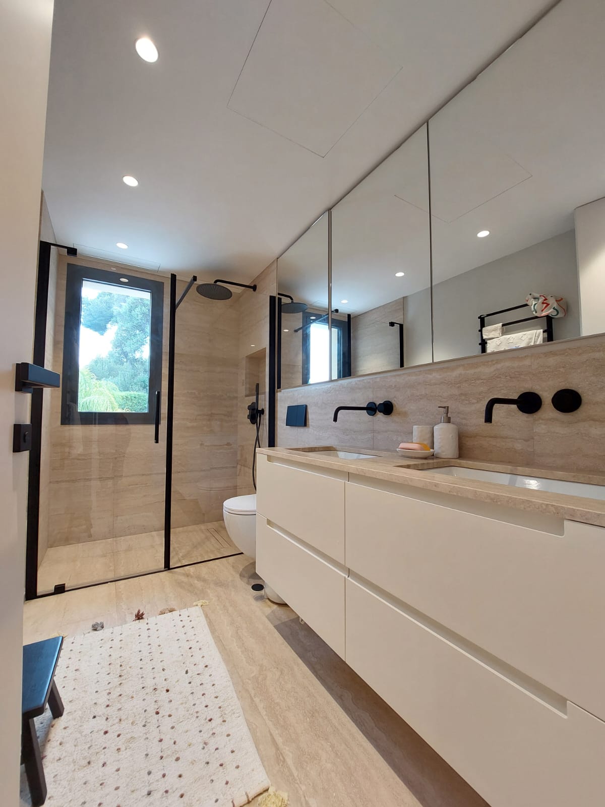 cd5ff44e 37ef 4fdc 9f2f 378dc55d6953